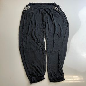 Women Small Black Jogger Pants S16-20